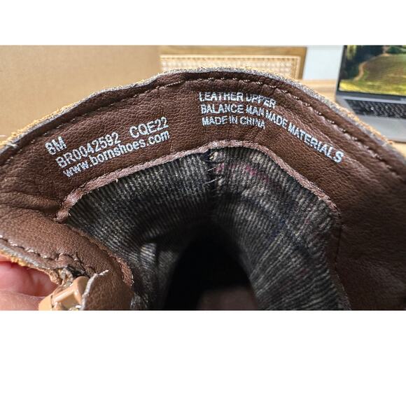 Born Women's Tori Boots Tan Camel Suede Size 8 NWOB Wraparound Straps Comfy - Picture 11 of 13